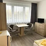 Vario Gaestehaus Мини-отель Грайфсвальд