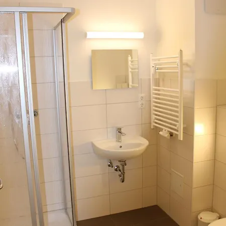 Vario Gaestehaus Aparthotel 3*